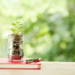 اكتشف أفضل كتب المال والاستثمار لتحقيق الحرية المالية وتعزيز مهاراتك في التخطيط المالي والنمو المستدام.