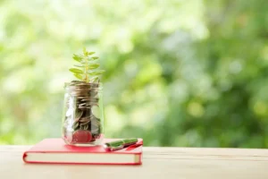 اكتشف أفضل كتب المال والاستثمار لتحقيق الحرية المالية وتعزيز مهاراتك في التخطيط المالي والنمو المستدام.