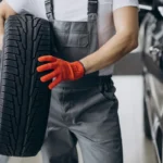 اختيار الإطار المناسب يضمن سلامتك على الطريق ويوفر أداءً مميزًا لسيارتك. تعرف علىأفضل أنواع إطارات السيارات.